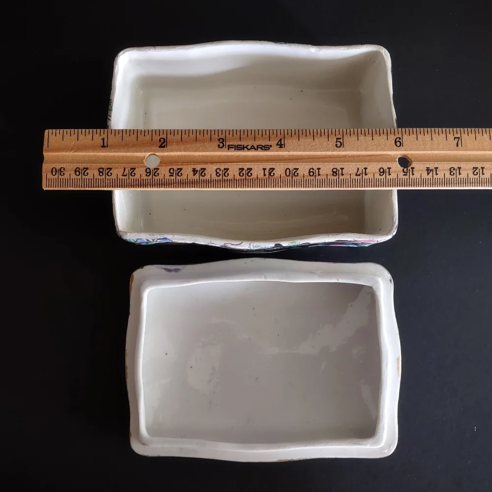 ‼️SOLD‼️ Handpainted 'Thousand flowers' Chinese Porcelain Ceramic Trinket Box - Picture 6 of 11